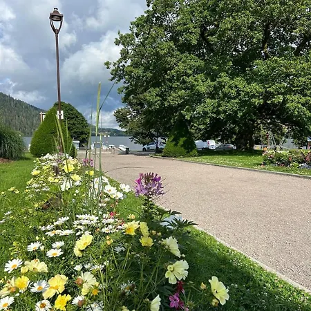 Meuble T2 Le G De Διαμέρισμα